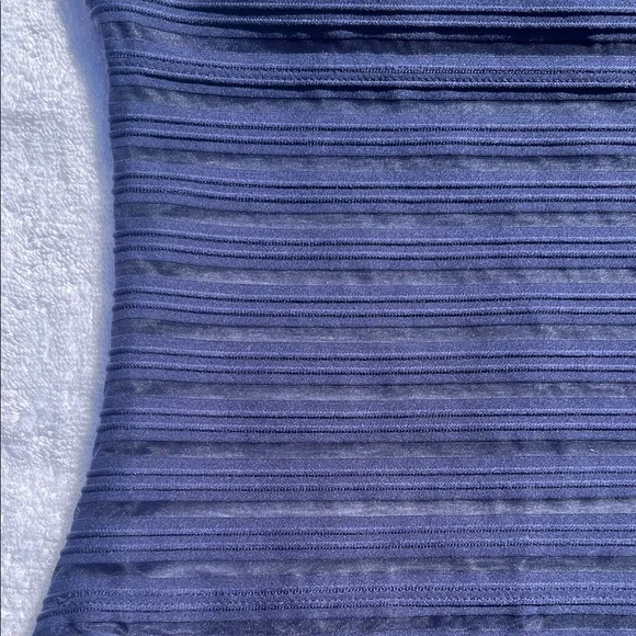 La Blanca Fluid Lines One Piece Swimsuit - NWOT Indigo Blue - Picture 3 of 13